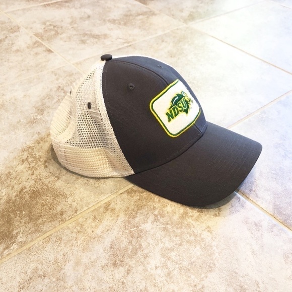 🆕 NDSU Bison adjustable mesh ball cap hat - Picture 2 of 7